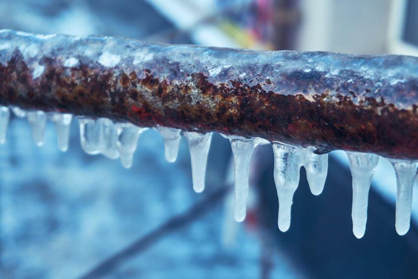 frozen-pipe-repair-plumber